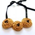 Golden Roses: Fabric Flowe..